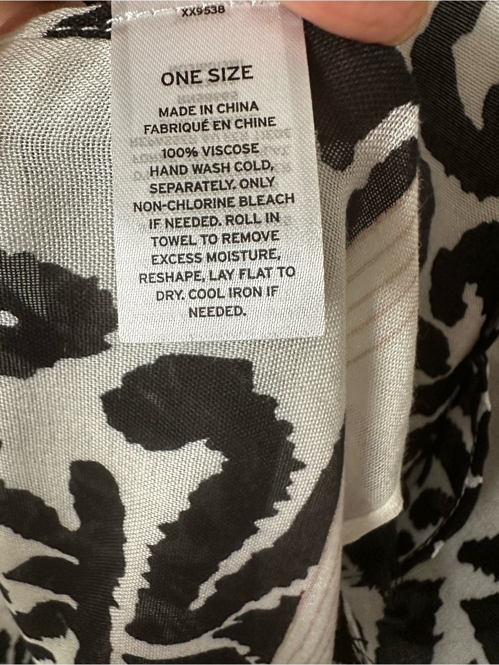 NORDSTROM OSFM Black & White Printed Summer Kimono With Armhole And Tassels - Picture 7 of 7